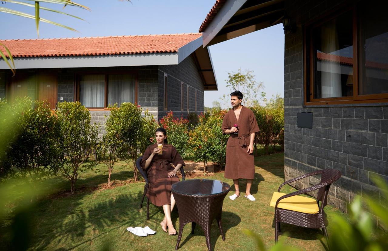 Viveda Wellness Resort Nashik Exterior photo